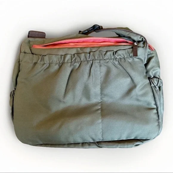 Diaper Dude BAG. NWOT -Bike Sling, Cross Body ,Sport Cool DAD Bag Olive/Brown. - Picture 3 of 16
